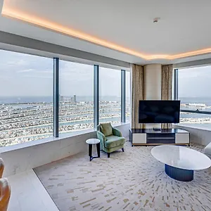 The Palm Tower, Nakheel Mall, Palm Jumeirah Apartment Dubai